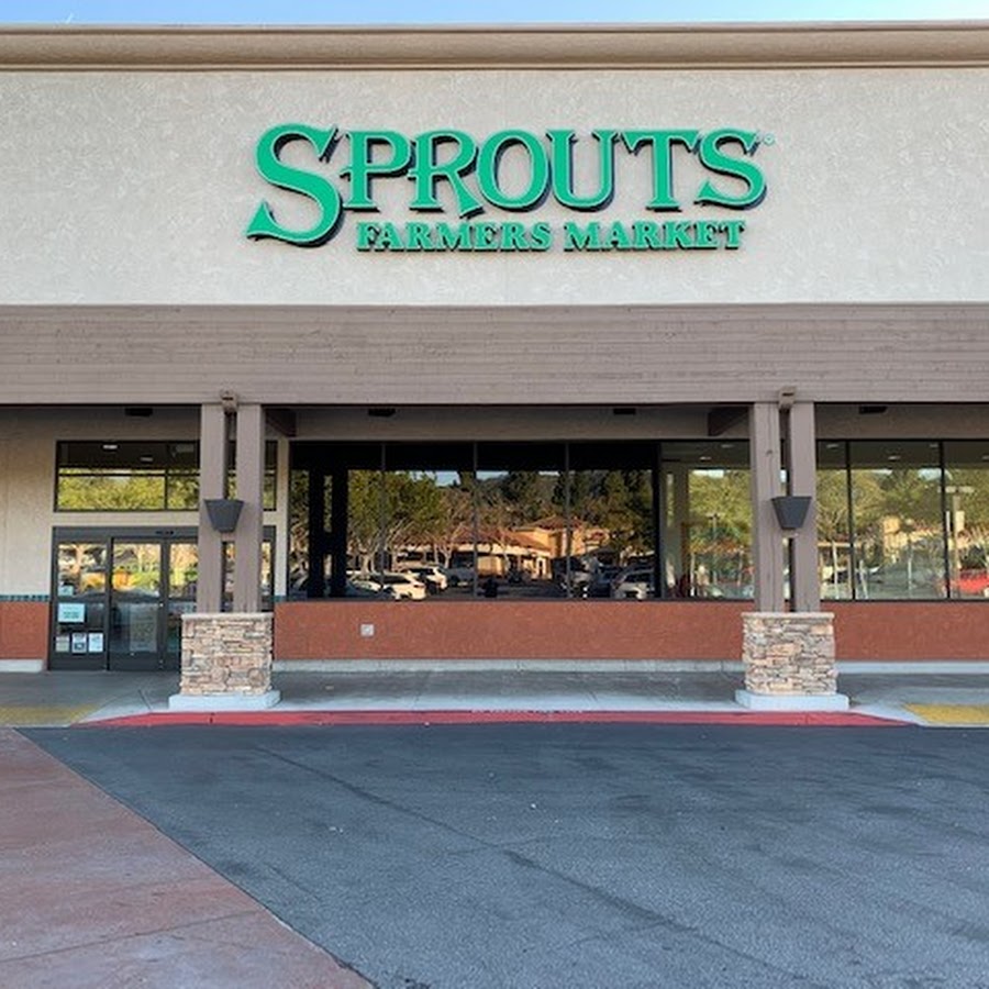 Visit us at 2400 Las Posas Rd. every Saturday morning for fresh, seasonal offerings.